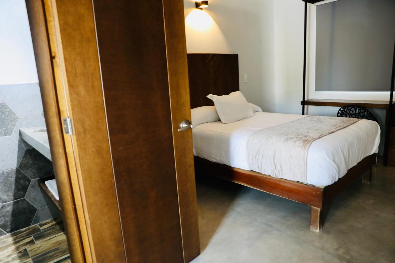 Hotel Express Jerez เฮเรซ เด การ์ซิอา ซาลินาส ภายนอก รูปภาพ