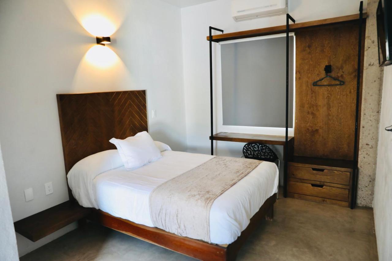 Hotel Express Jerez เฮเรซ เด การ์ซิอา ซาลินาส ภายนอก รูปภาพ